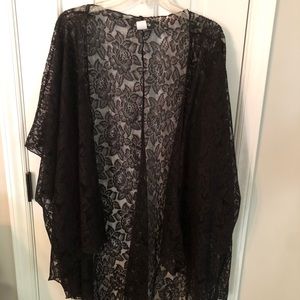 Black lace wrap